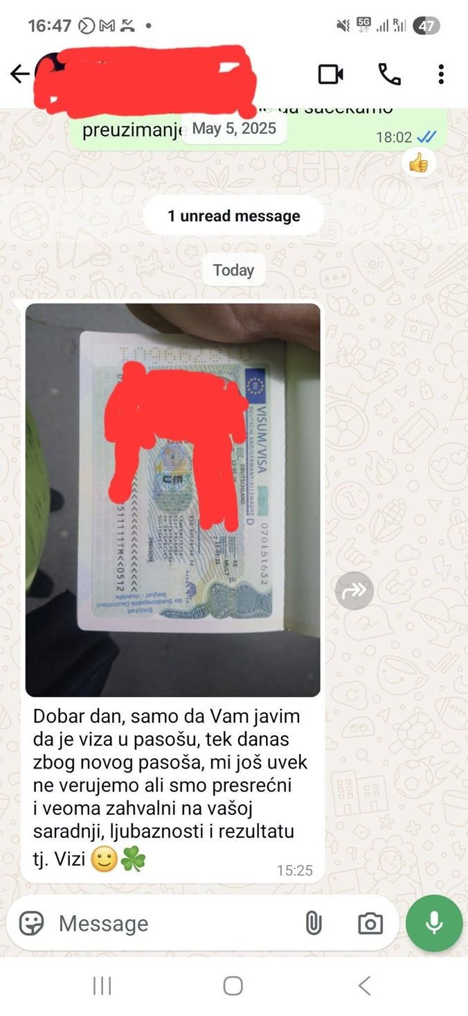 WhatsApp poruka klijenta: viza je u pasošu, „presrećni smo i veoma zahvalni na vašoj saradnji, ljubaznosti i rezultatu".